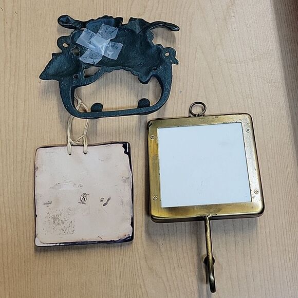 Assorted Grape/ Wine/ Cheese Items - Picture 5 of 5